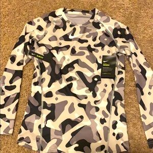 Boys Nike long sleeve shirt